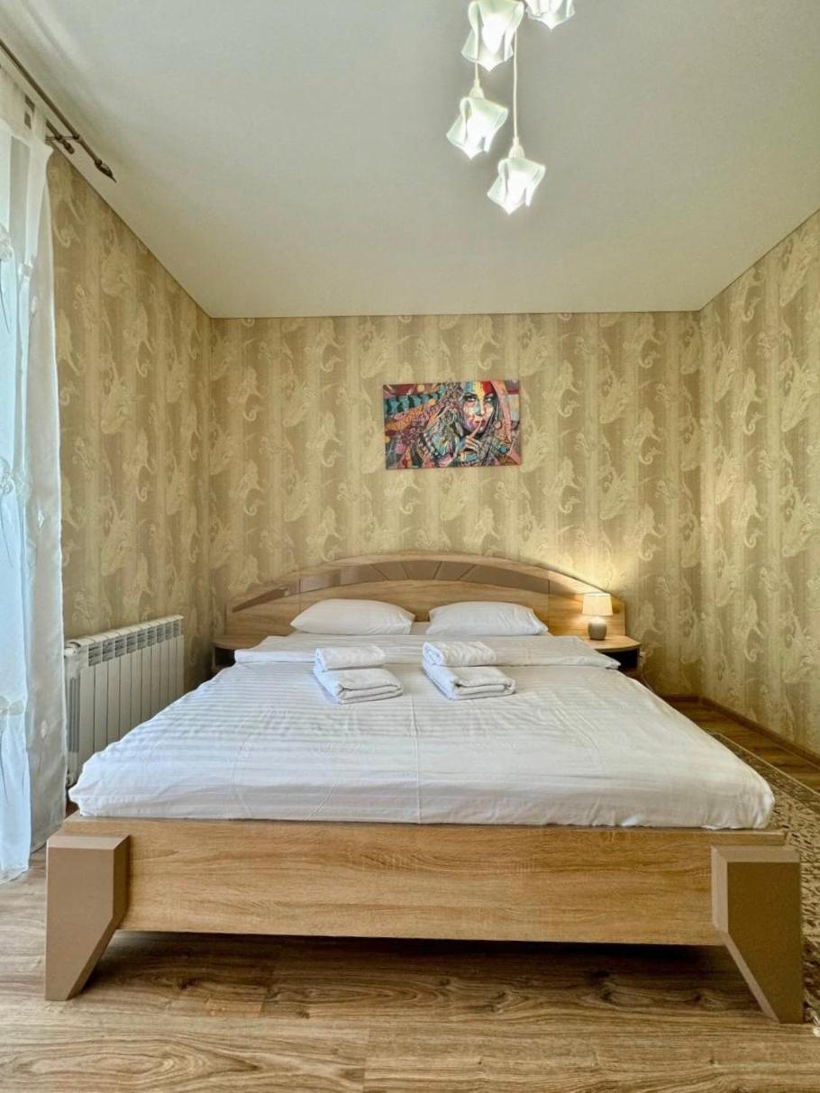 Apartpoltava Новий Будинок, В Самому Центрі 2-Окремі Кімнати, Панорамний Балкон Ngoại thất bức ảnh