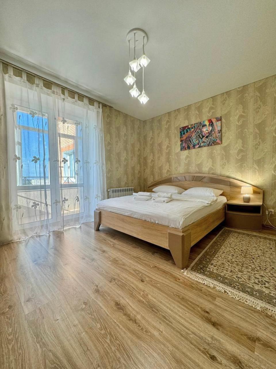 Apartpoltava Новий Будинок, В Самому Центрі 2-Окремі Кімнати, Панорамний Балкон Ngoại thất bức ảnh