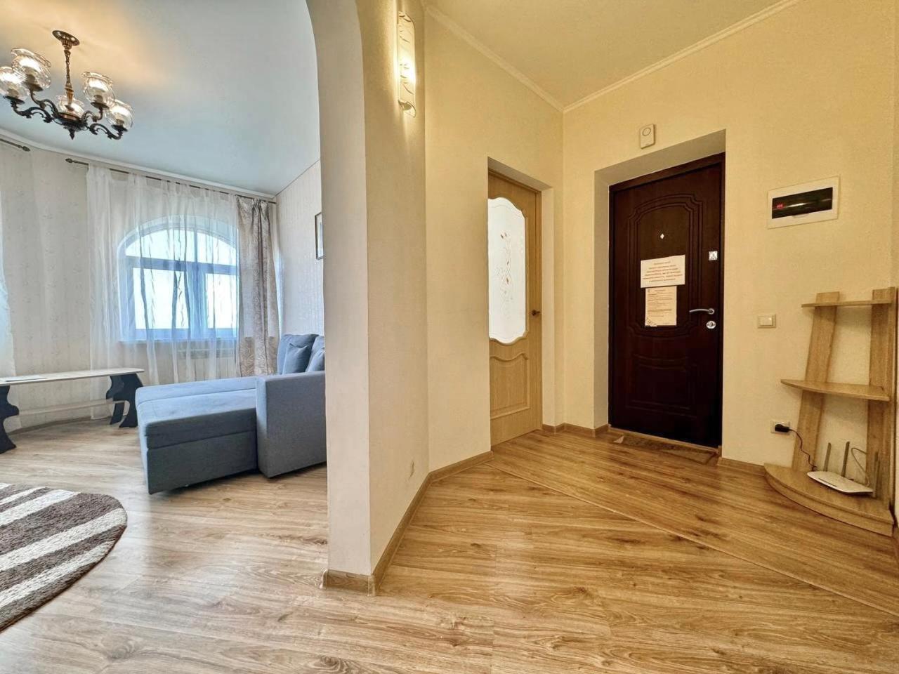 Apartpoltava Новий Будинок, В Самому Центрі 2-Окремі Кімнати, Панорамний Балкон Ngoại thất bức ảnh